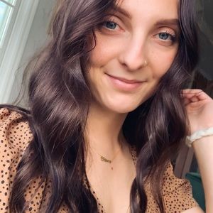 Meet your Posher, Chiara